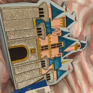 Danielle Nicole castle